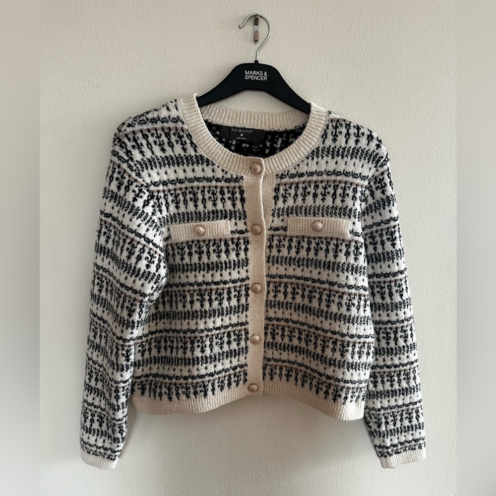 Primark Cropped White & Black Knit Cardigan – Gold Button Accents, Size M